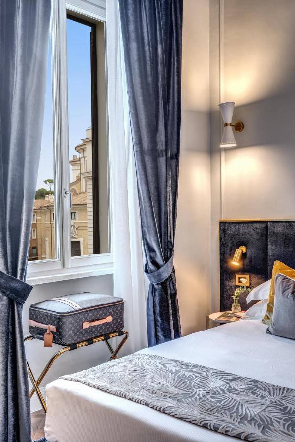 Tree Charme Augusto Luxury Suites Рим Екстериор снимка