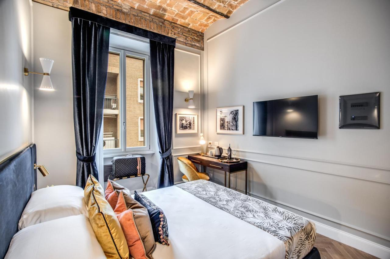 Tree Charme Augusto Luxury Suites Рим Екстериор снимка